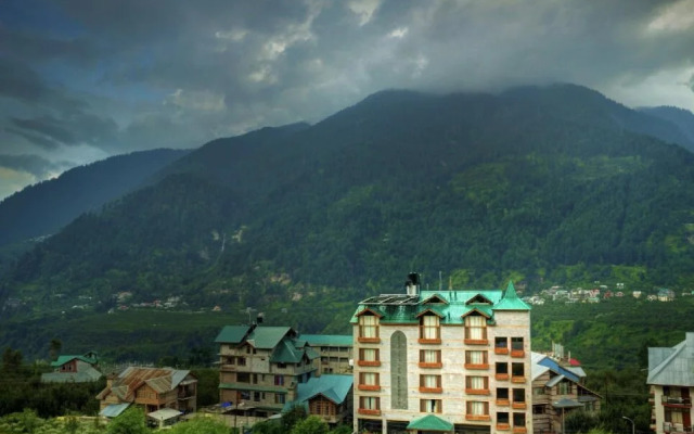 Hotel Chandertal Manali