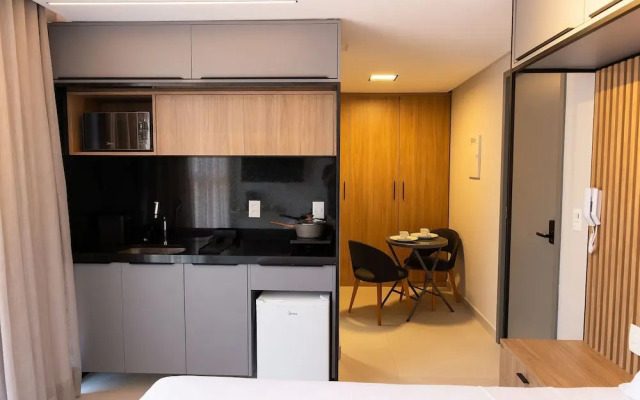 Breeze Residence By Carpediem