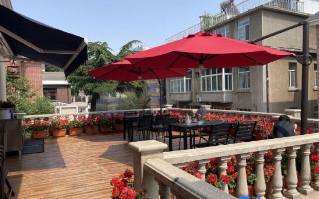 Shu Yi Shu Er B&B（Dalian Nanshan Road Shop）