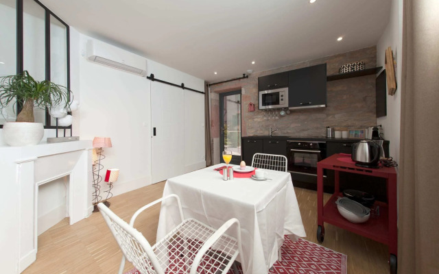 Appart Hotel Eugenie