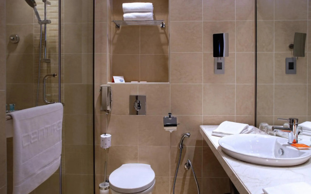 Centro Al Manhal by Rotana