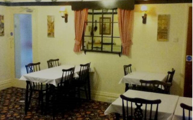 The Pilatus - Guest house