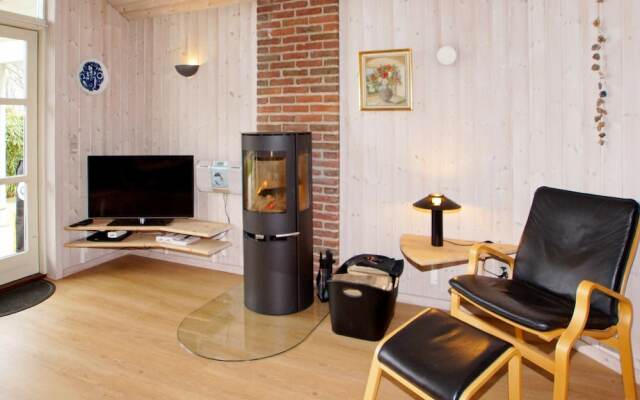 Modern Holiday Home in Hemmet with Hot Tub