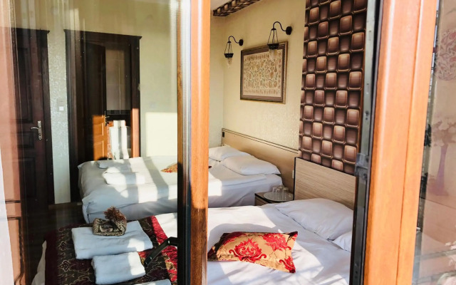 Theodian Hotel