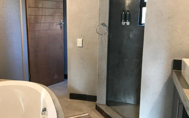 Lindiwe Safari Lodge