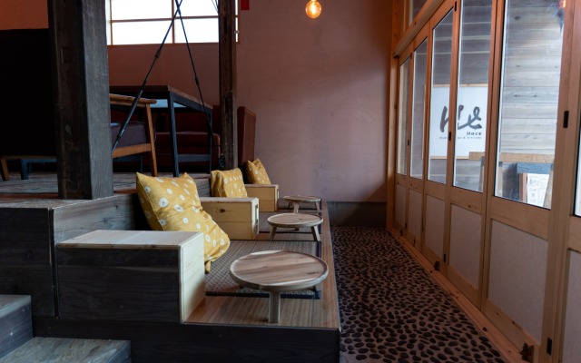 Guesthouse & Kitchen Hace