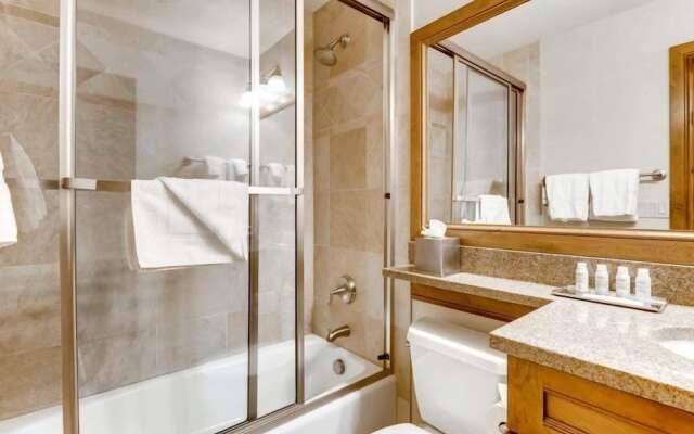 Ski in, Ski out 3 Bedroom Mountain Residence in the Heart of Lionshead Village with Heated Slope Side Pool and Hot Tub