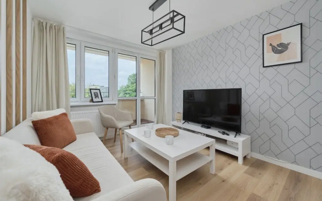 Bright & Stylish Gajowicka by Renters
