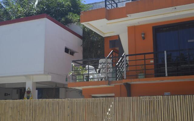 Chill Out Hostel Boracay
