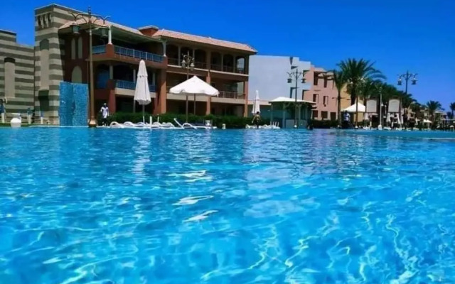 Chalet in Porto Matrouh with Private Garden