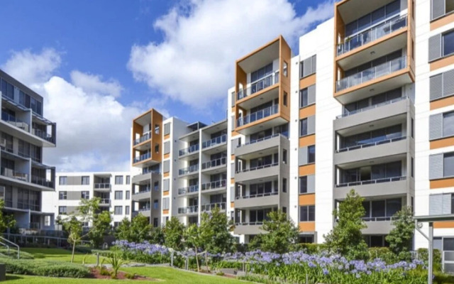 Sunny 3 Bedroom Apartment in Turrella