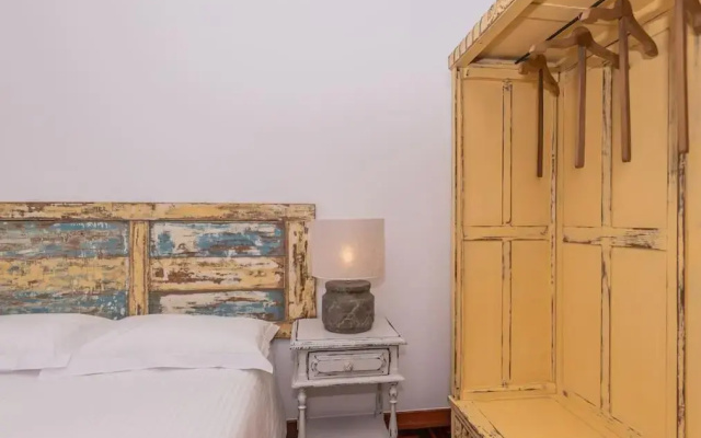 Cozy 3 bedroom apartment in front of the subway