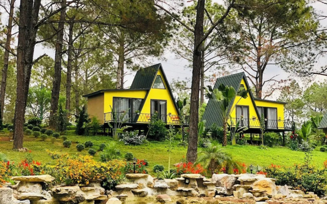 Phoenix Moc Chau Hotel