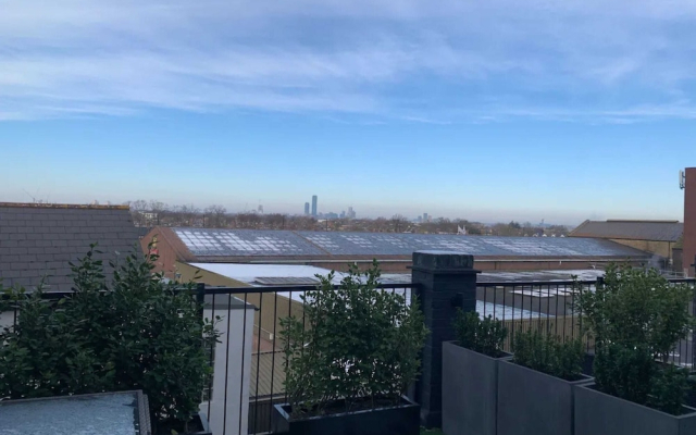 Bright and Stylish 2 Bedroom Flat in Chiswick