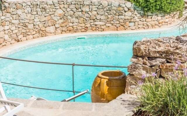 Tia Maria Country Inn