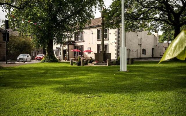 The Maypole Inn