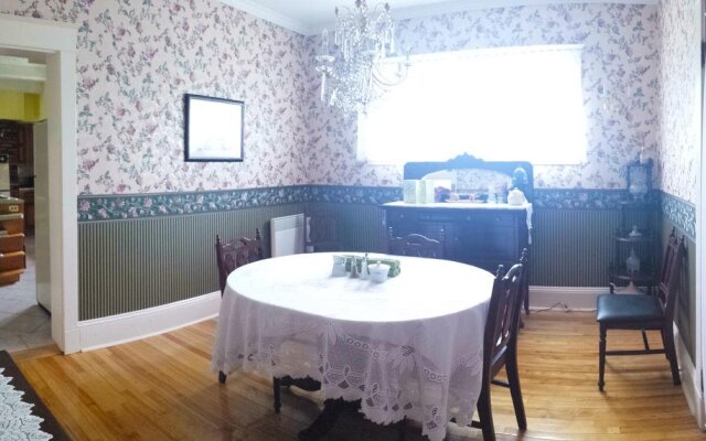 La Louisianne Bed And Breakfast