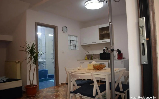 Victor Residence 38