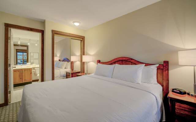 Blackcomb Springs Suites by CLIQUE