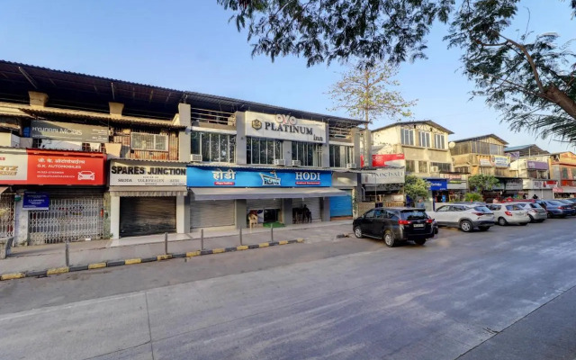 OYO 17371 Platinum Inn