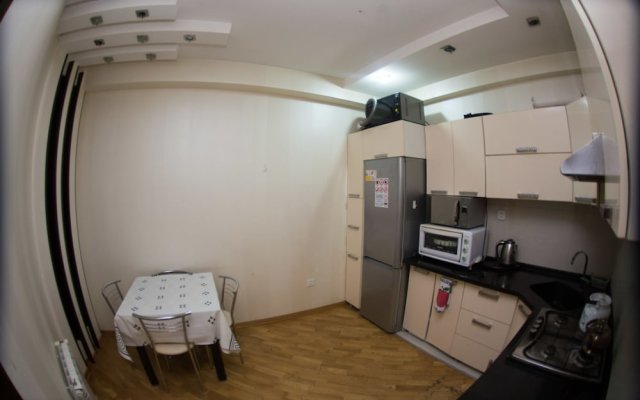 Bakuvi Tourist Apartment B086