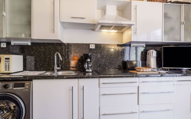 Le Clos dAzur 1 (LMO138)