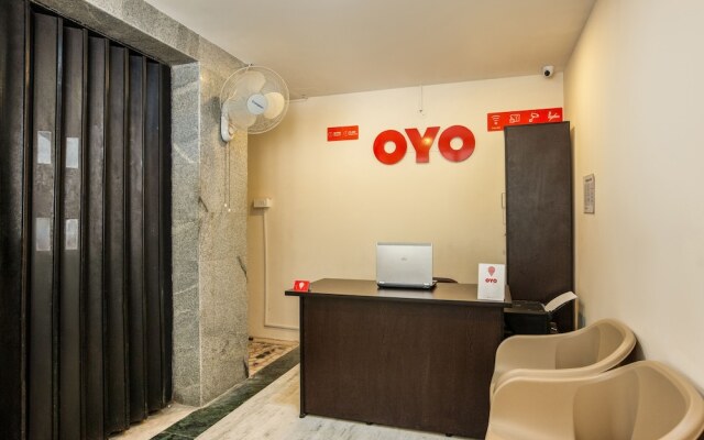 OYO 39342 Beehive Inn