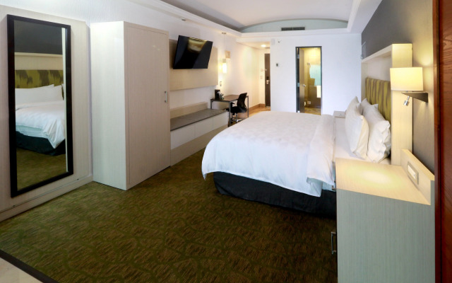 Holiday Inn Queretaro Zona Diamante by IHG