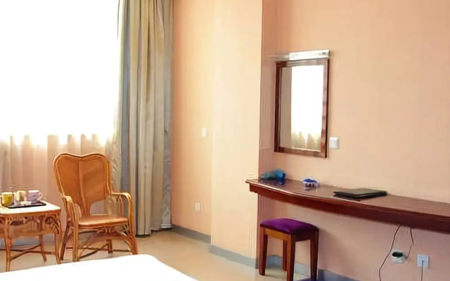 Hua Feng Hotel