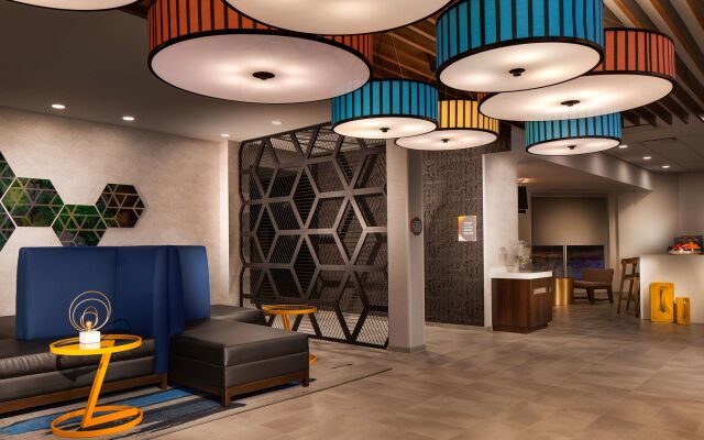 GLō Best Western Kanata Ottawa West