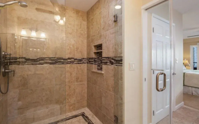 Banyan Tree By Kona Now