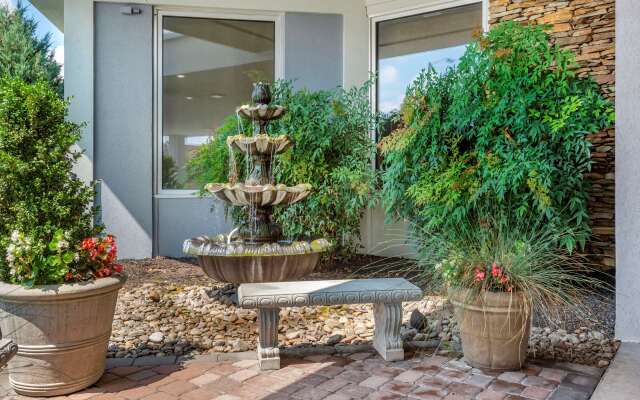 Comfort Inn Lancaster County North