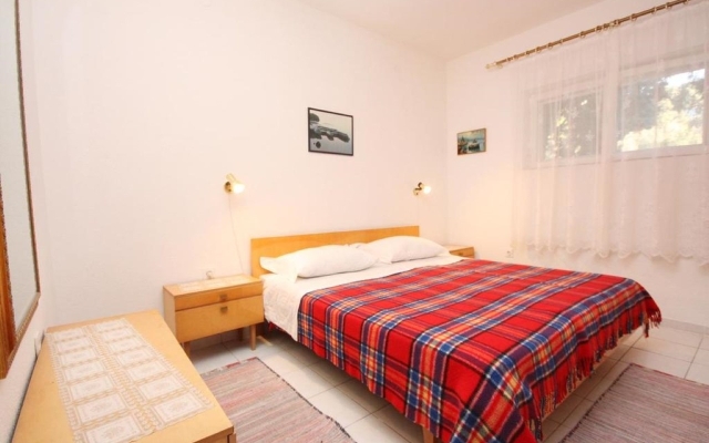 Holiday house Sunce - relaxing & quiet: Maslinica, Island Solta