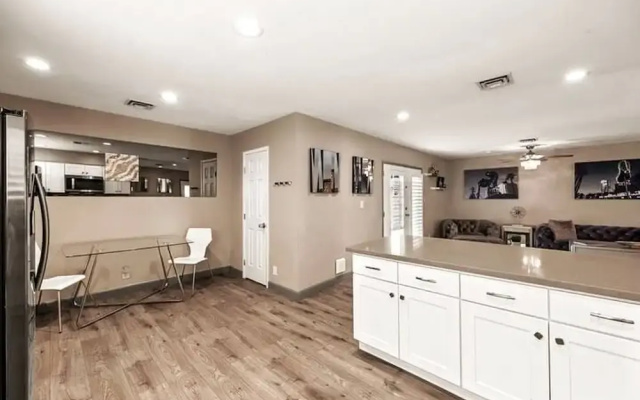 Highly Upgraded 4bd2bath Home With Private Pool
