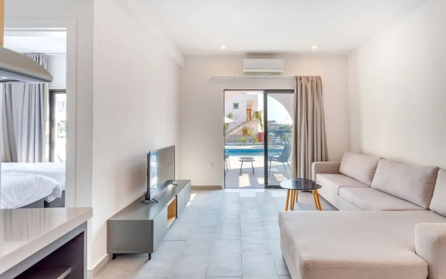 Salmary  Apartments