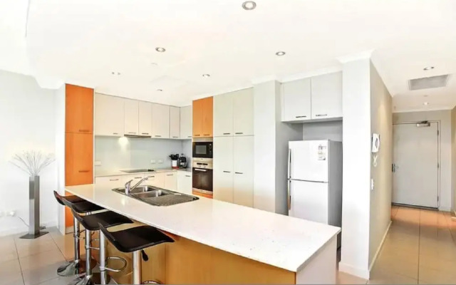 Gallery Resort Style Penthouse no 13
