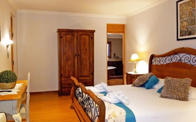 La Perla Hotel