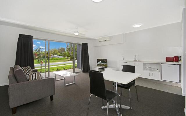 Cooroy Luxury Motel Apartments