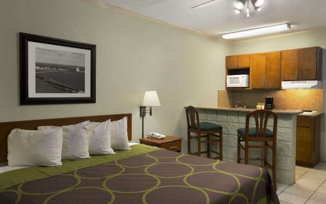 Super 8 by Wyndham South Padre Island