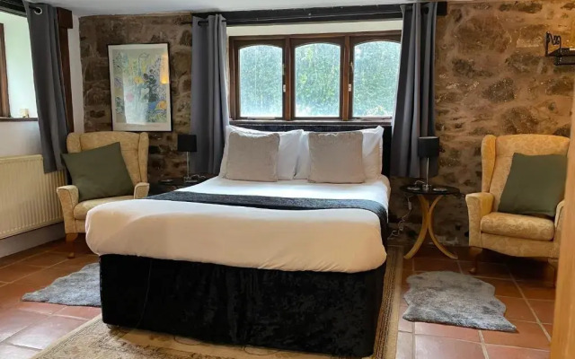 The Cridford Inn