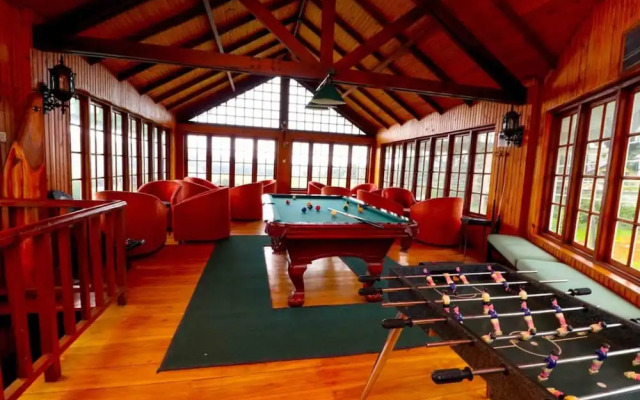 Alpine Hotel