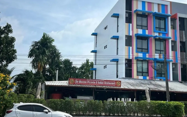 White House With 2br-1bath Near Kathu Water Fall