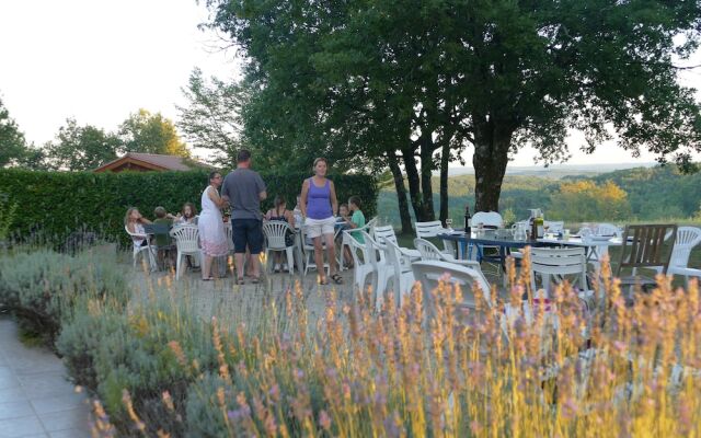 Village de Gites Les Collines d'Eyvigues