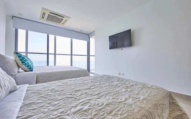 Beachfront Paradise With Outstanding Sunset Views