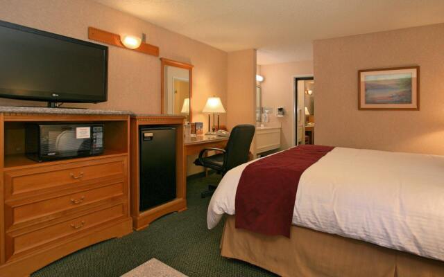 Best Western Plus Orange County Airport North