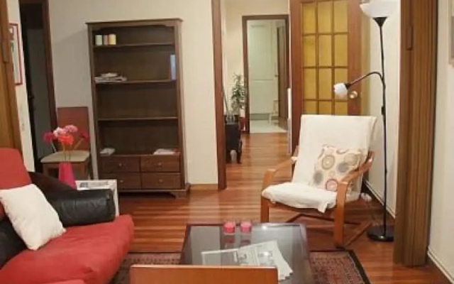 Santiago de Compostela 100140 2 Bedroom Apartment by Mo Rentals