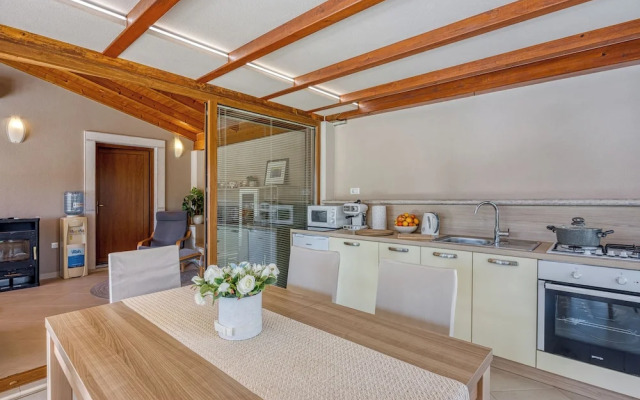 Apartment Jakara 4
