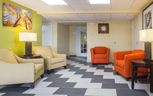 Motel 6 Knoxville, TN - East