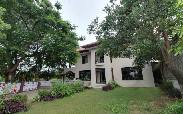 SPOT ON 60718 Gaurav Bhawan