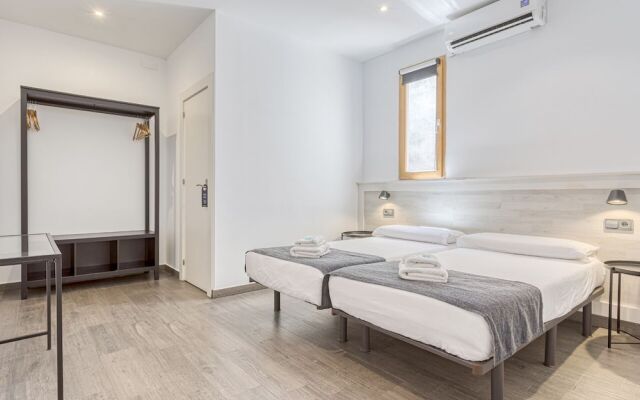 Hostal Bedmates